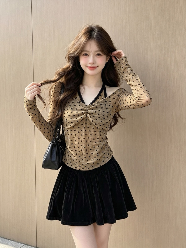 Korean Two-Piece Long-Sleeved T-Shirt, New Autumn/Winter Style, Spicy Color Block, Slimming Waist, Halter Neck Top