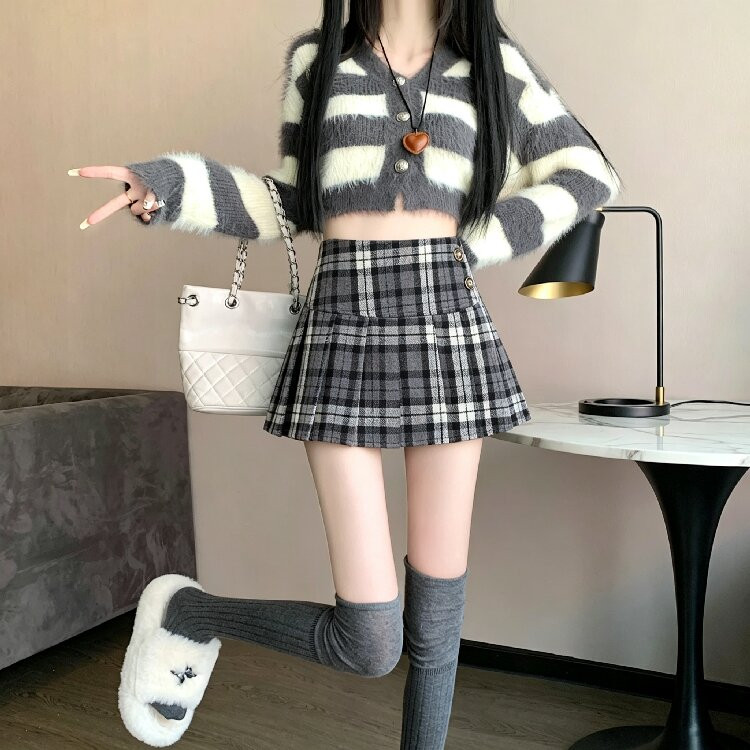 Autumn/Winter Retro A-line Plaid Woolen Pleated Midi Skirt, Petite and Sexy Style