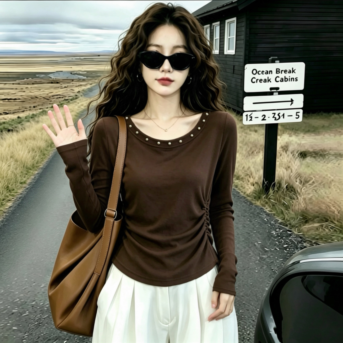 versatile and beautiful long-sleeved top, youthful and unique